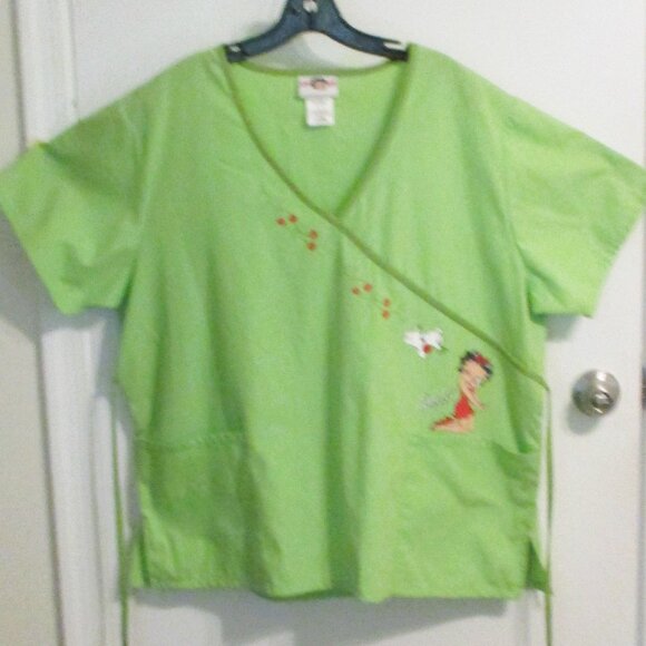 Betty Boop Lime Green Wrap Scrub Top Cherries Puppy Side Ties Halloween? - Picture 1 of 4